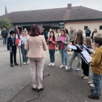 Ouroux-sur-Saône : Inauguration de la plaque de l'Ordre National du Mérite à l'Ecole primaire