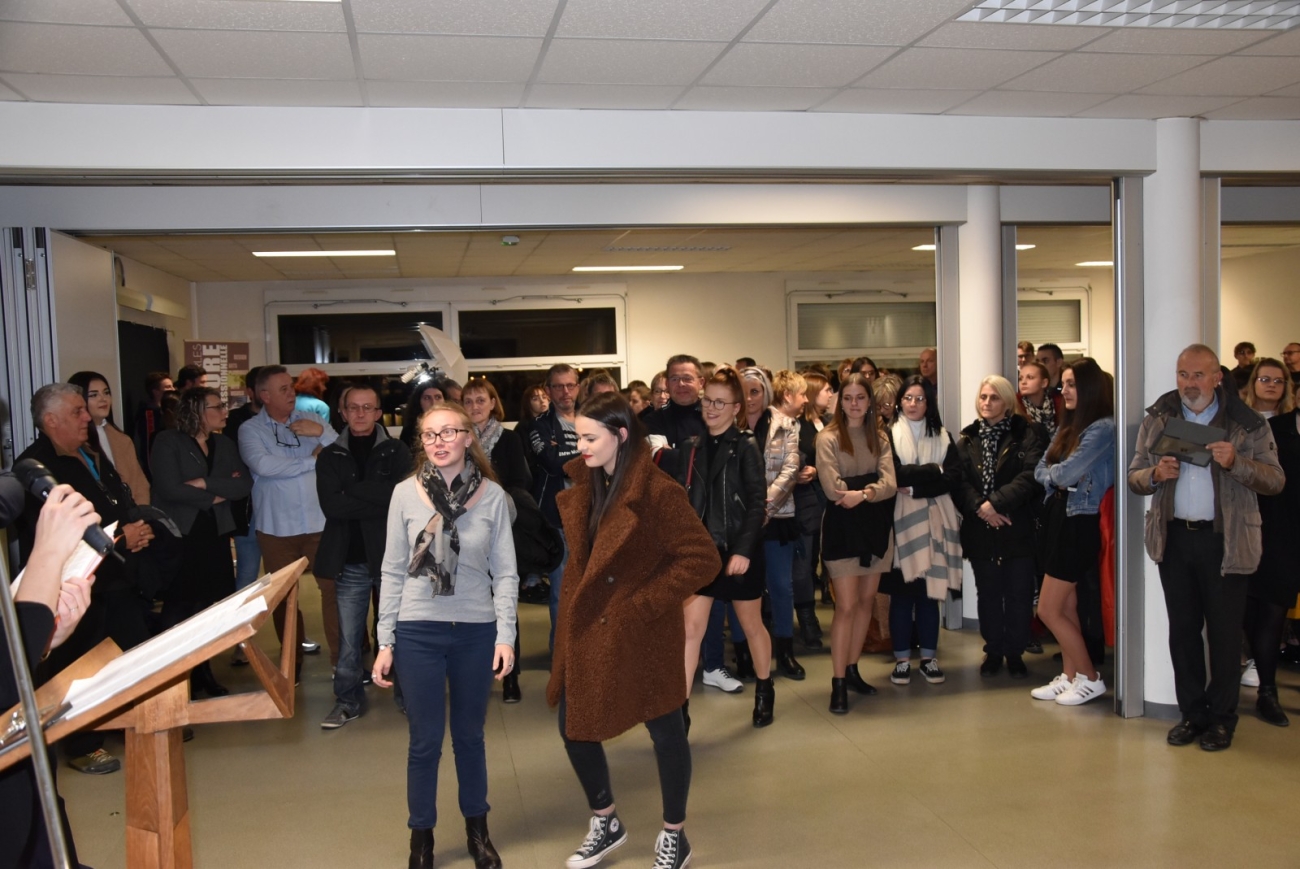 Remise de diplômes en grande pompe au Lycée Saint-Charles - Info Chalon ...
