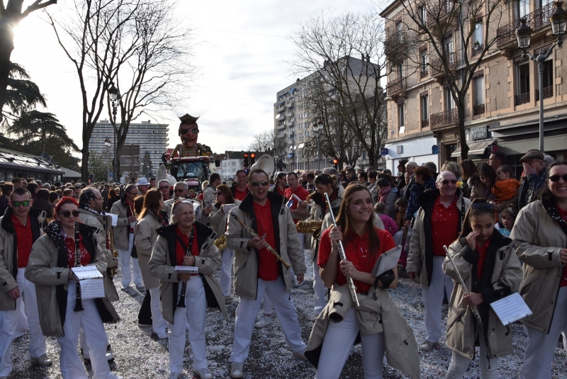 Au cœur de la 100e édition du Carnaval de Chalon-sur-Saône (Fin ...