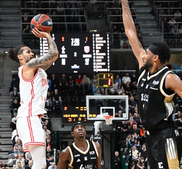 BASKET (Betclic Elite) : Jeremiah Hill sort le 3 points à la dernière seconde et l'Elan Chalon remporte la mise face à l'ASVEL  