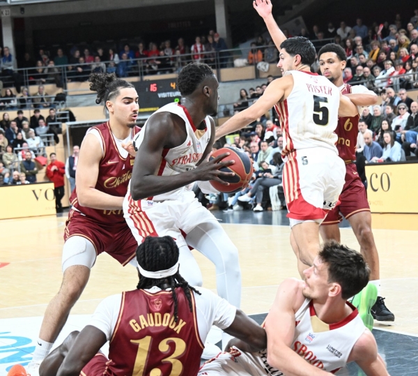 BASKET (Betclic Elite) : L’Elan Chalon battu par Strasbourg ... 58 fautes sifflées et des expulsions