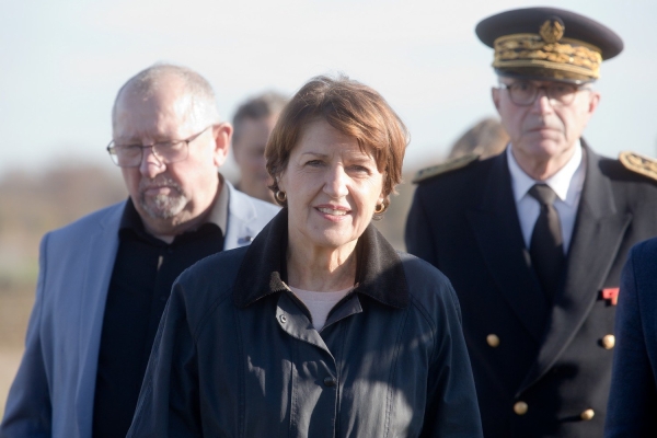 Dermatose des bovins, influenza aviaire, loup, Mercosur, FEADER... Annie Genevard, Ministre de l'agriculture était en déplacement en Côte d'Or