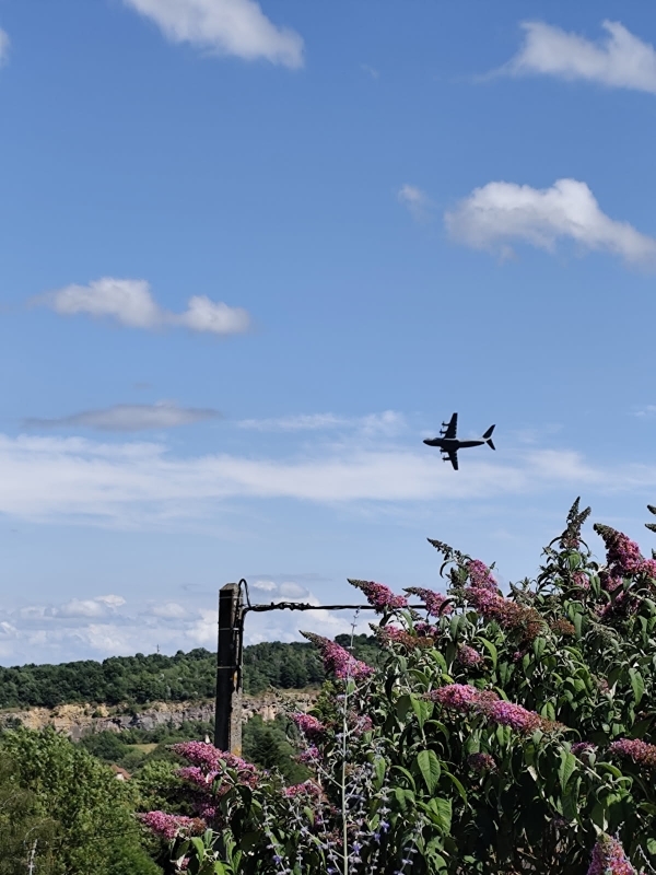 Un A 400 M à très basse altitude a survolé la Côte Chalonnaise