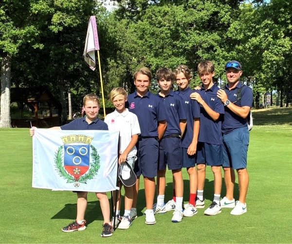 GOLF  - Les U16 garçons de Chalon performent lors du barrage de relégation et se maintiennent en 2e division fédérale  