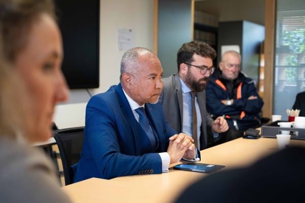 Coups feu, mobilisation de 250 gendarmes - Le Préfet de Saône et Loire et le maire d'Autun précisent conjointement les choses 