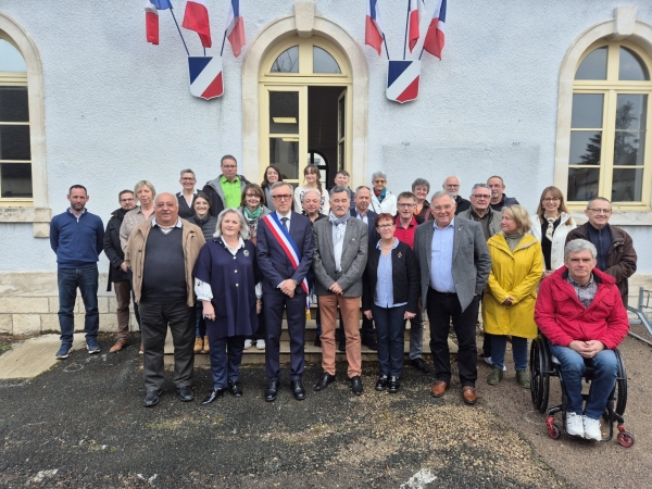 MUNICIPALES - Michel Ronfard et le nouveau conseil municipal de Saint-Marcel officiellement installés à la tête de la commune 