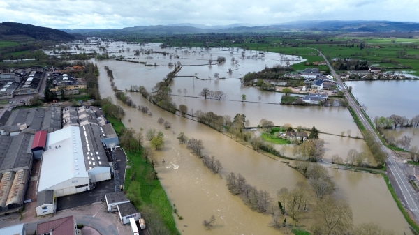 La crue de l’Arroux, du 1er avril, vue du ciel 