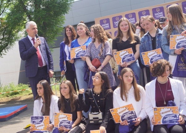 Plus de 1.300 élèves récompensés, par le conseil départemental, pour leur mention TB au brevet des collèges