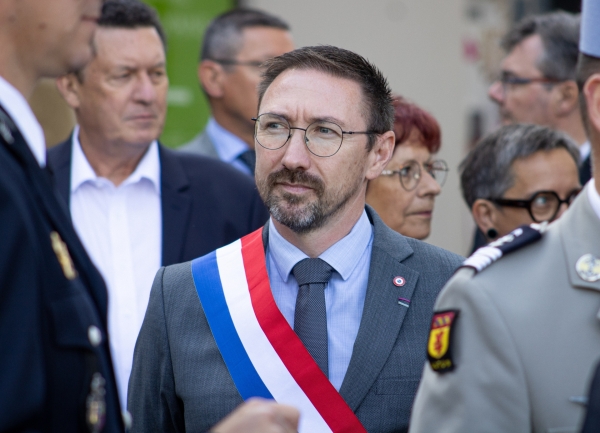 "Nombre d’OQTF en Saône-et-Loire : les habitants ont le droit de savoir !" demande le député RN, Aurélien Dutremble