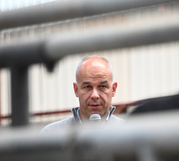 En déplacement en Saône et Loire, le patron de la FNSEA a rappelé son soutien à la PAC et sa volonté de lutter "contre l'écologie politique"