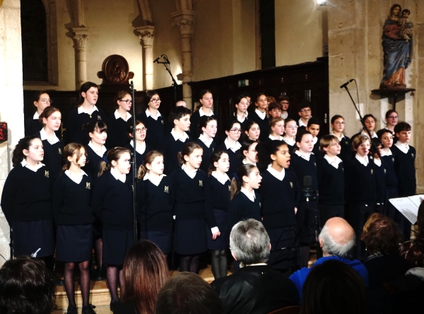 Le concert de Noël 2025 du Rotary Chalon Saint-Vincent, un moment musical extraordinaire grâce à la Maîtrise Chalonnaise Saint Charles 