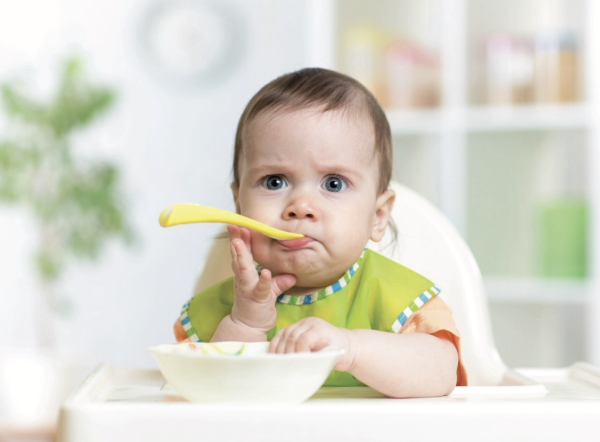 "Enquête Alimentation Trop de sucre au rayon bébé !" s'insurge l'association de consommateurs CLCV