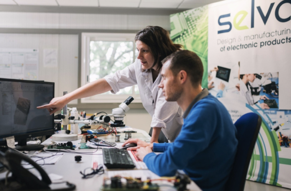 Selva Électronique s’engage pour la féminisation des métiers dans l’industrie