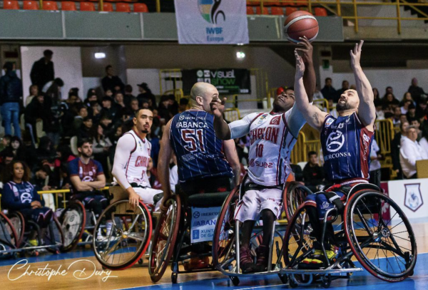 EUROCUP BASKET FAUTEUIL - ELAN 85 VAKIFLAR 42  Une simple formalité