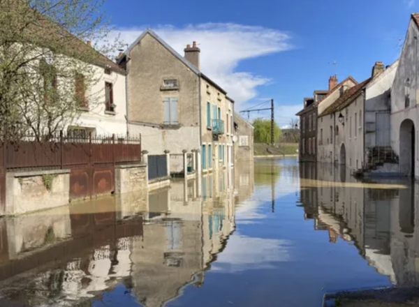 Dans l'Yonne, des habitants évacués à Aisy-sur-Armançon en raison "d'une crue exceptionnelle"