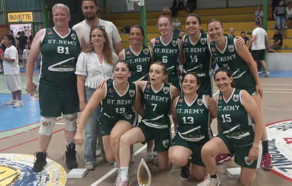 Les Seniors Filles de l'US Saint-Rémy s'offrent la Coupe Laforêt