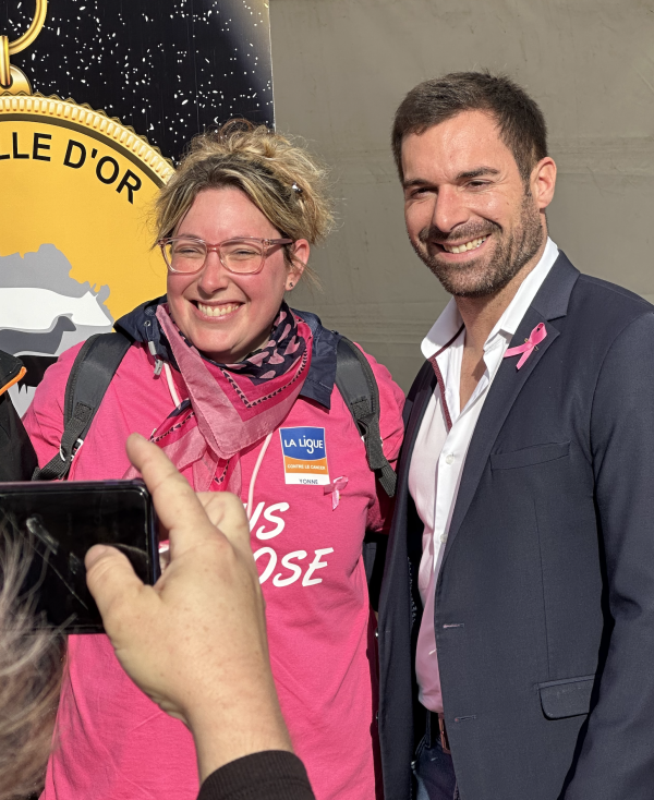 Octobre Rose – Julien Odoul demande un centre de radiothérapie à Sens