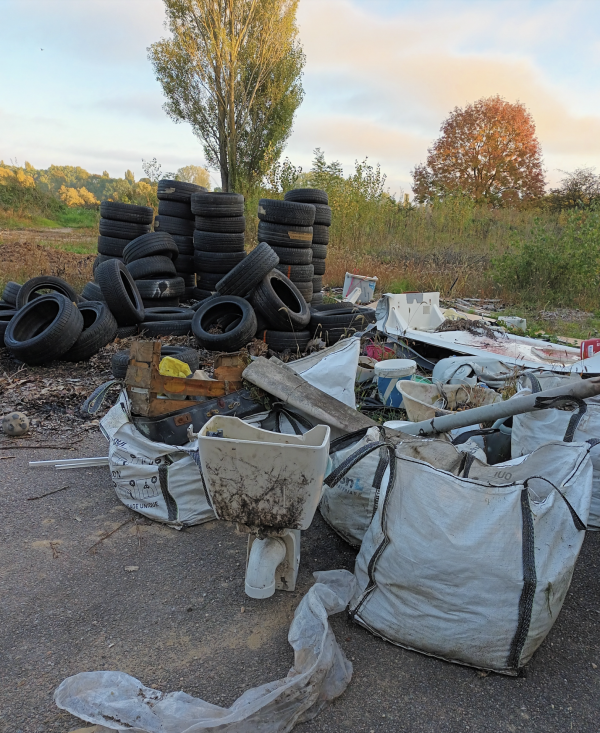 "Je suis sidéré.. c'est à 500 mètres de la déchetterie" fulmine un lecteur d'info-chalon.com