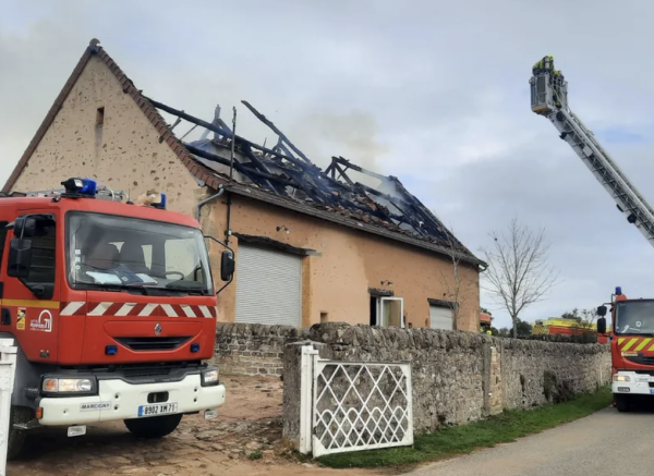 A Varenne-l'Arconce, un gîte détruit par un incendie ce vendredi