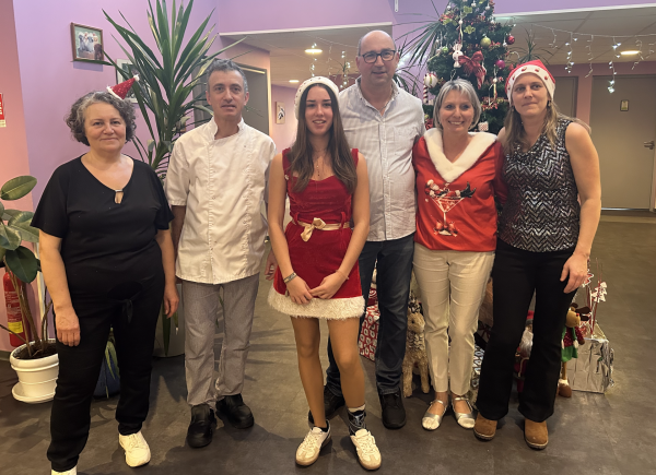 Un repas de Noël inoubliable à la Résidence des Hirondelles