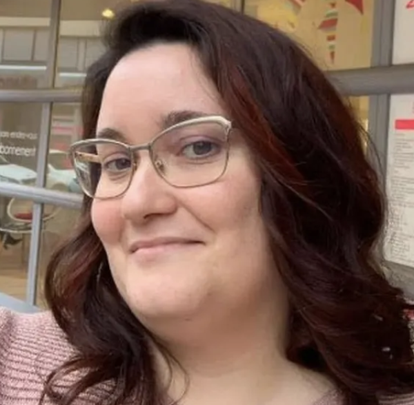 Samantha Avril, la "fausse médecin de Montceau-les-Mines", jugée au tribunal pour une autre usurpation d'identité