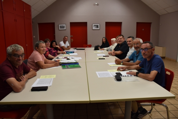 L'Amicale interclasses Saint Désert, Granges, Rosey s'est réunie