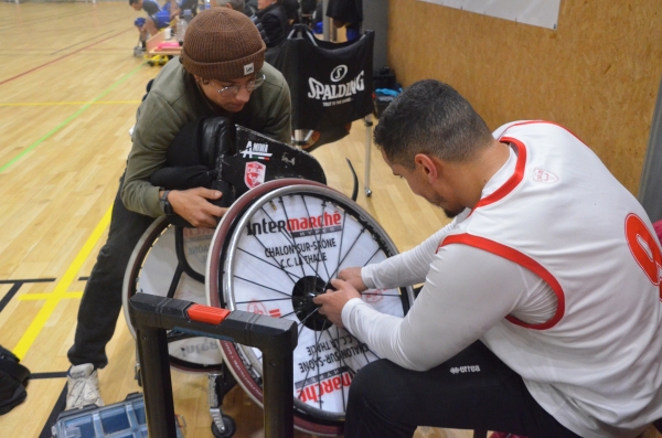 ELAN CHALON BASKET FAUTEUIL - Capitaine et mécano...  