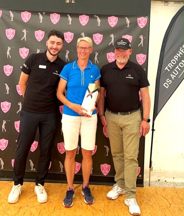 9e Trophée DS Automobiles de golf : victorieux en net, Jean-Paul et Véronique Forin se qualifient pour la demi-finale nationale