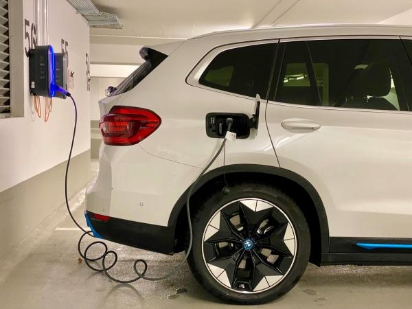 L'électrification des flottes patine