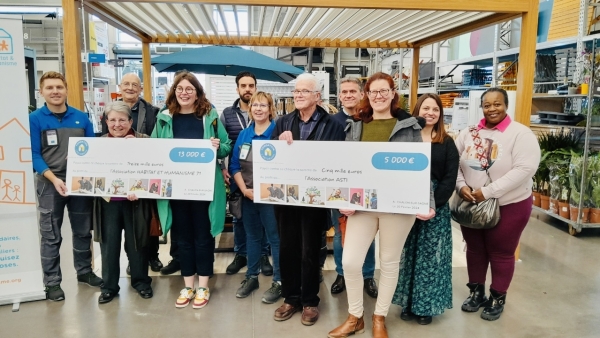 La Fondation Castorama en soutien à Habitat&Humanisme de Saône et Loire et l'Association ASTI 