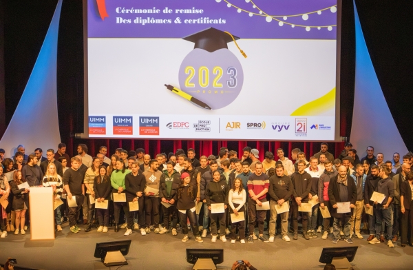 L’industrie met à l’honneur ses nouveaux diplômés 