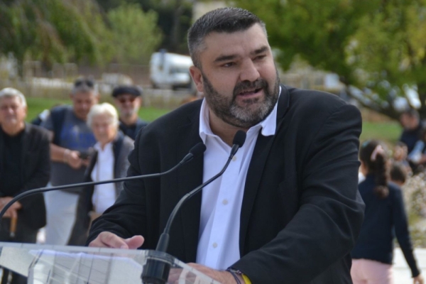 "Attaques en chaîne des Républicains à l’encontre de la « Macronie »: Ce n’est pas ça qui nous fera sortir de la crise !" déplore le député européen Jérémy Decerle 