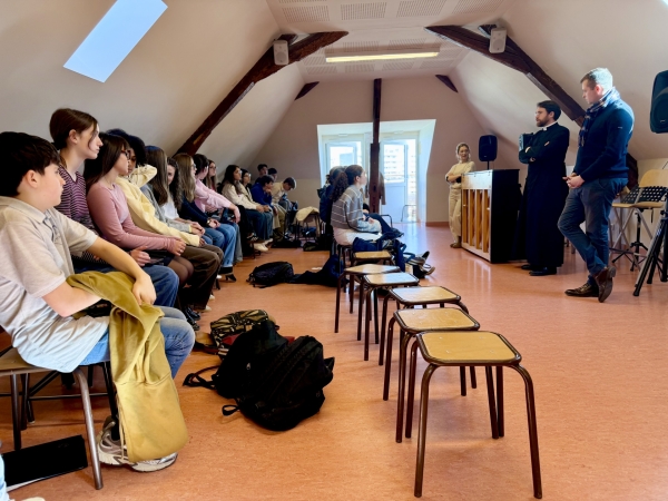 La Fédération  Nationale des petits chanteurs-Pueri Cantores  en visite à la Maîtrise Chalonnaise Saint Charles