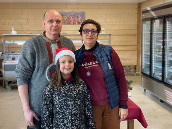 A La Rochepot - Lucie et Cédric Bazin, éleveurs engagés, ouvrent une épicerie de producteurs 100 % locale