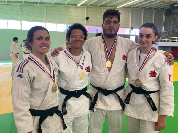 JUDO CLUB CHALONNAIS -  4 Seniors du JCC pour le Championnat de France !