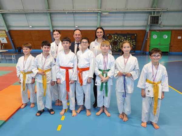Karaté : le club de Chagny brille aux championnats départementaux à Torcy