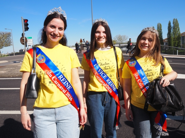 Même nos reines de Chalon ont arboré le jaune ce mardi 