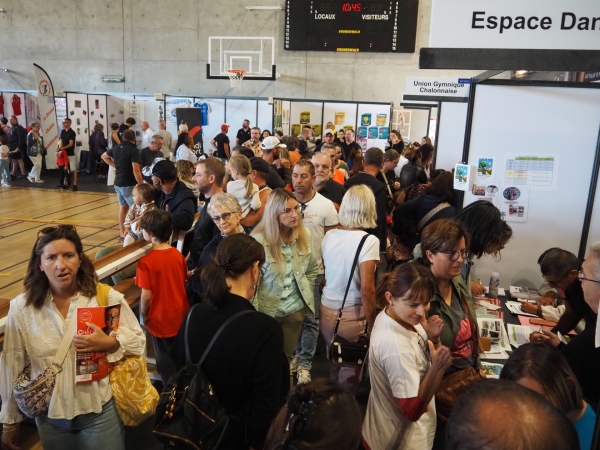 FORUM DES ASSOCIATIONS - 6300 visiteurs en une journée - L'année 2025 millésimée 