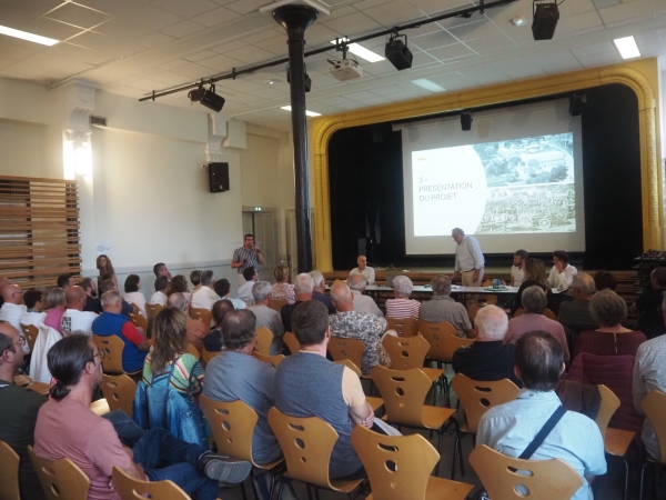 A Saint-Germain-du-Plain, le futur de la friche Bouillard soulève l'unanimité en réunion publique 