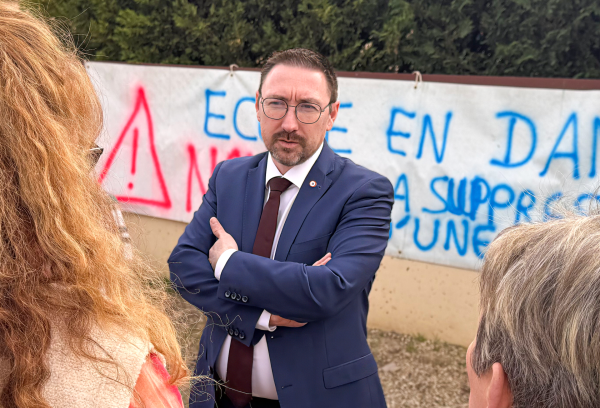 "Plus d'argent pour l'immigration, moins pour nos écoles : Aurélien Dutremble interpelle le Gouvernement"