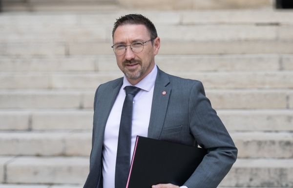 Pour Aurélien Dutremble, député RN de la 3e circonscription de Saône et Loire, "Il est temps de rendre la parole au peuple !"