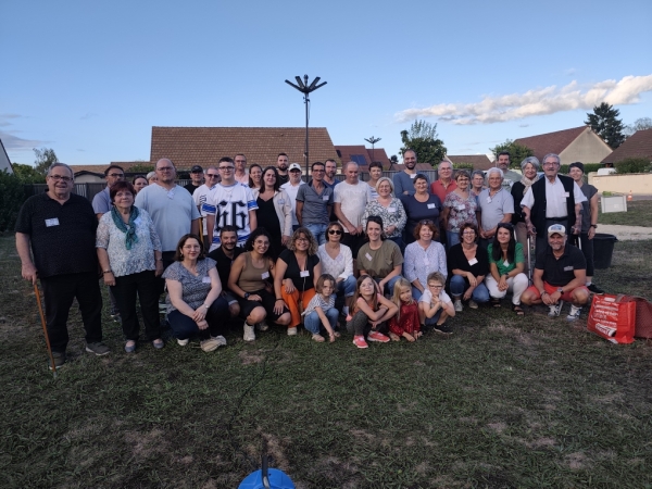 A lans, une fête des voisins conviviale autour du barbecue