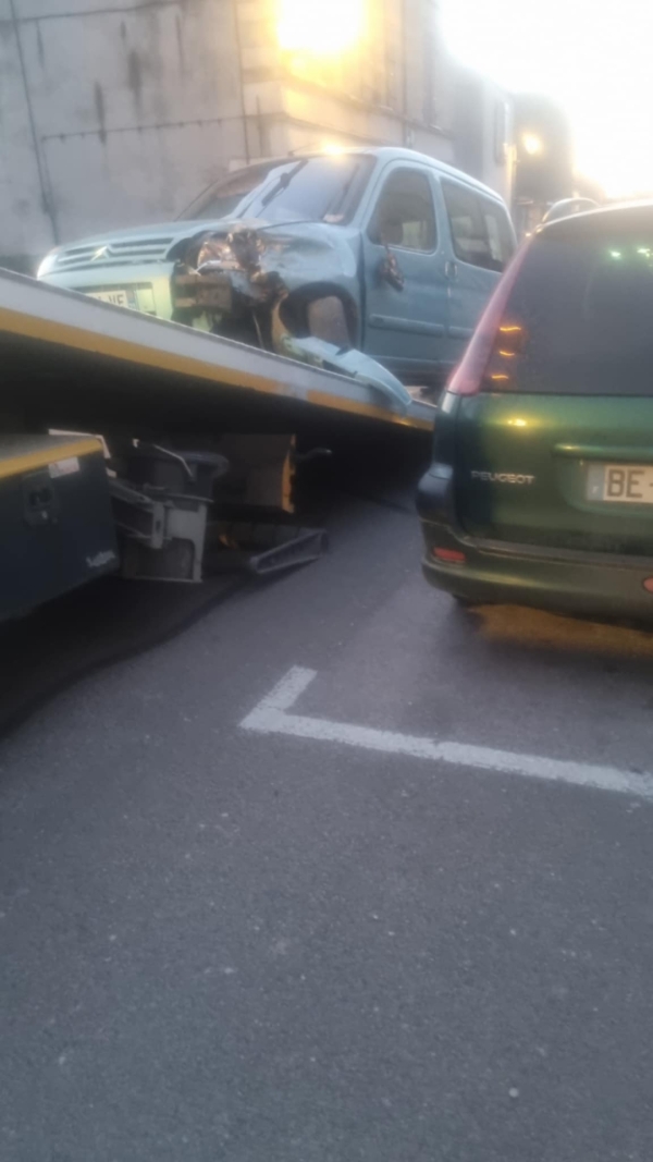 Choc routier dans l'hypercentre de Mercurey ce samedi matin 