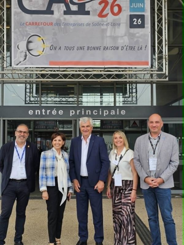 Visite amicale du Président du département de Saône et Loire au salon annuel organisé par la CPME 71 