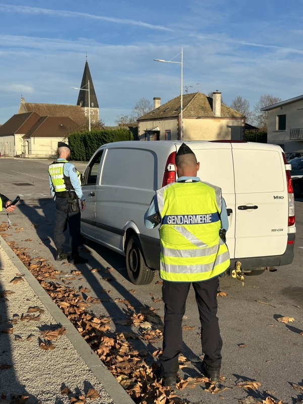 Près de 200 personnes contrôlées ce vendredi soir autour de Chalon-sur-Saône par les gendarmes 