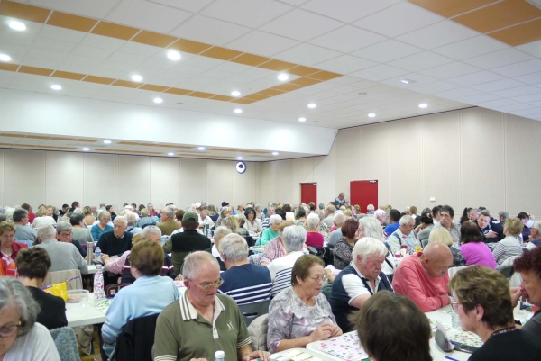 Plus de 250 personnes au loto annuel des Baladins du Tournugeois