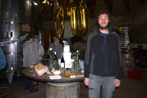 Découverte immersive et conviviale du Domaine Debreuille à Royer