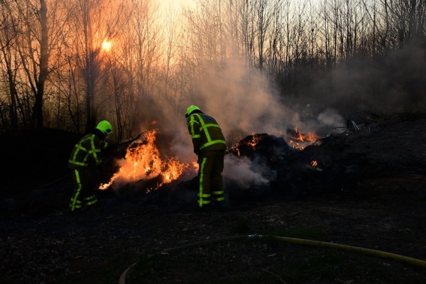 800 m2 en feu du coté d'Etang sur Arroux 