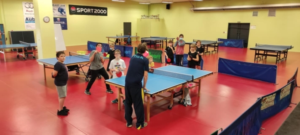 C'est la reprise du tennis de table à Ouroux sur Saône 