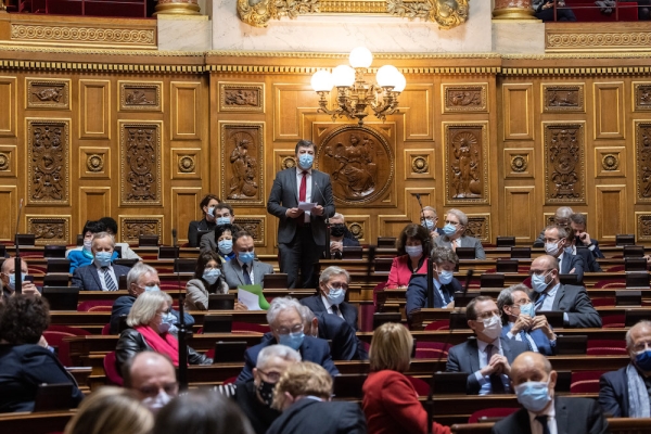 Campagne de vaccination - Le sénateur de Saône et Loire Fabien Genet demande au gouvernement d'accélérer 